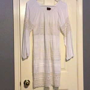 White long sleeve dress